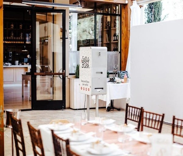 Pourquoi opter pour la location d'un photobooth ?